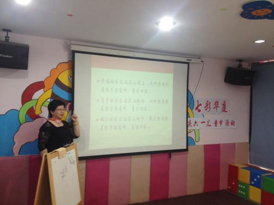 嬰智貝佳長寧園智慧父母學(xué)堂第一講圓滿結(jié)束！